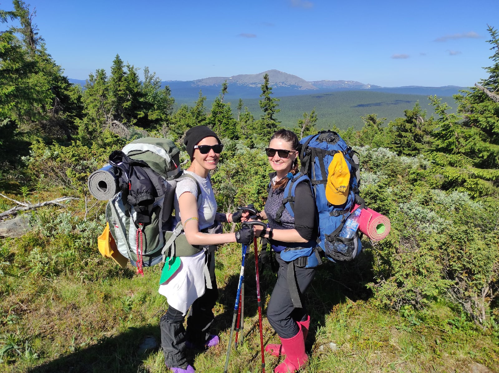 Комбинированный пеше-вертолётный тур на плато Маньпупунёр (4/50)