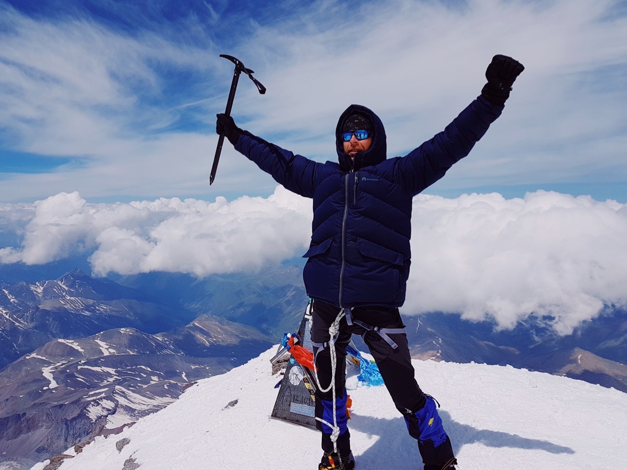 Восхождение на Эльбрус с юга Комфорт (4/45)