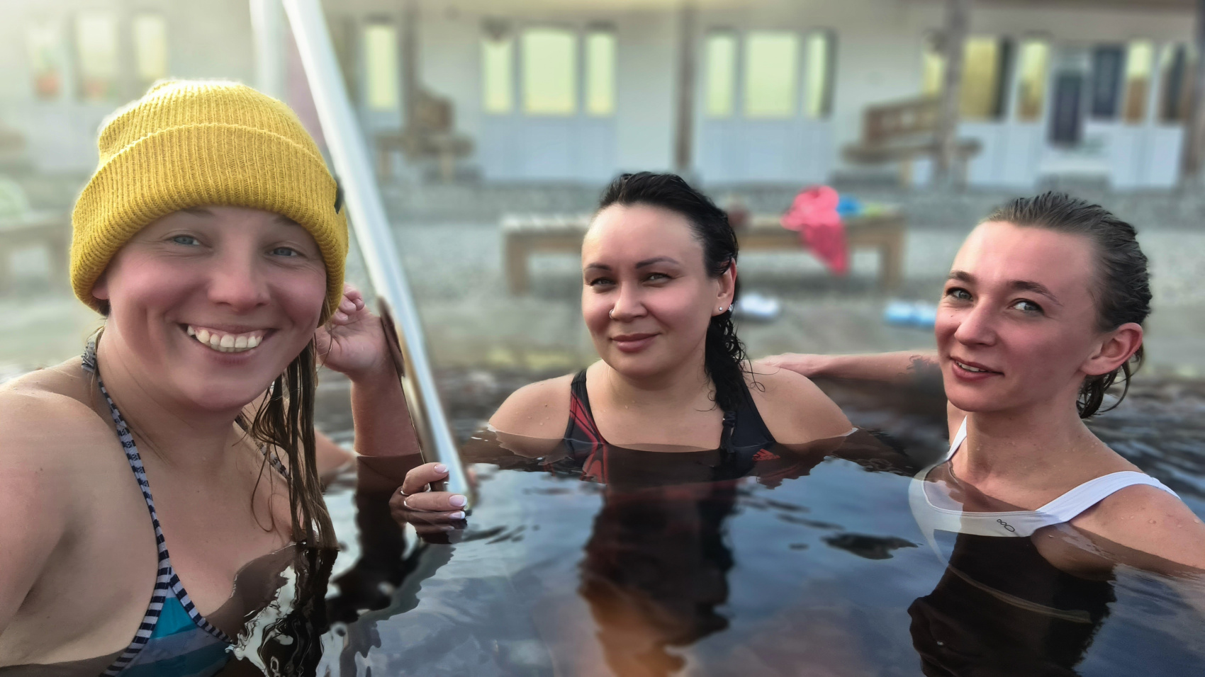 Вдоль хребта (10/74)