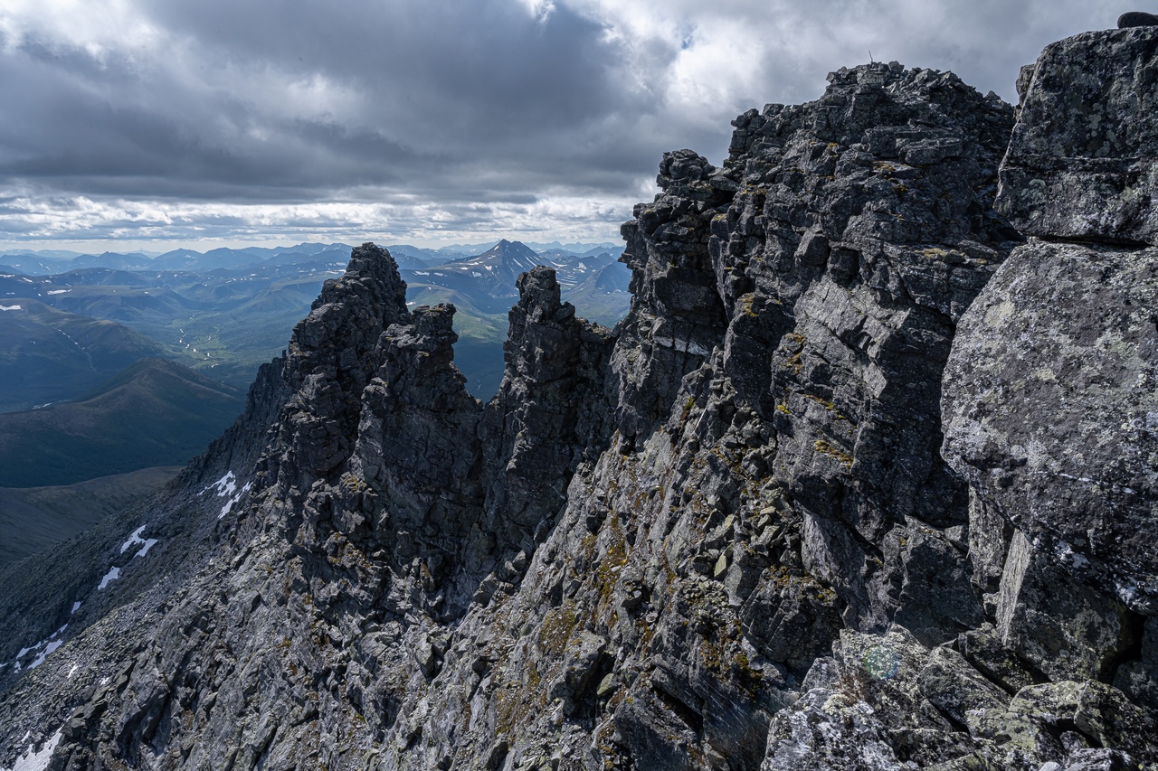 Поход по Приполярному Уралу с восхождением — горы Манарага и Народная (2/20)