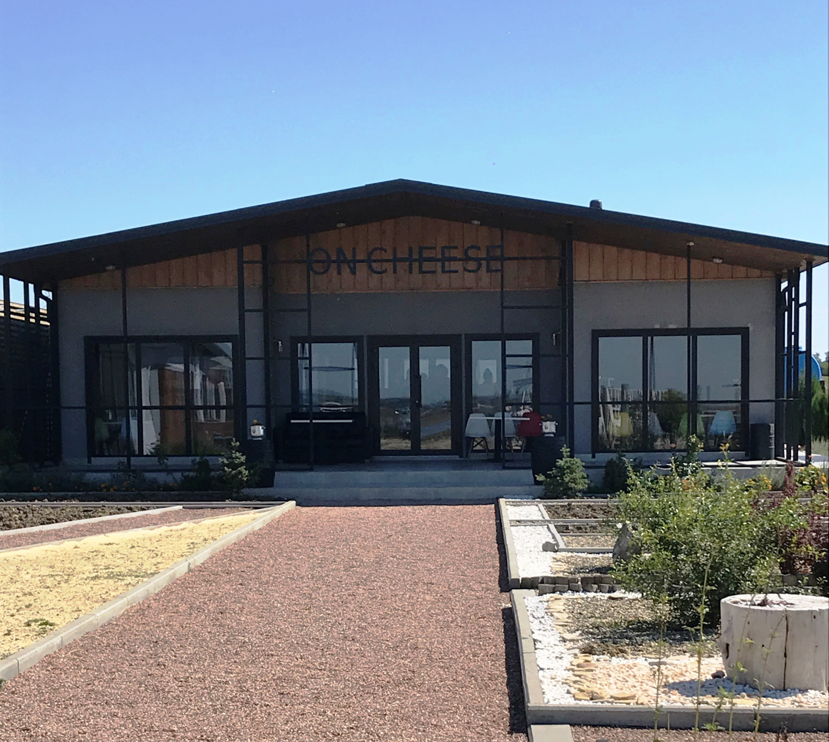 Тамань: вино, сыр и лотосы  винный тур на Таманский полуостров (37/62)