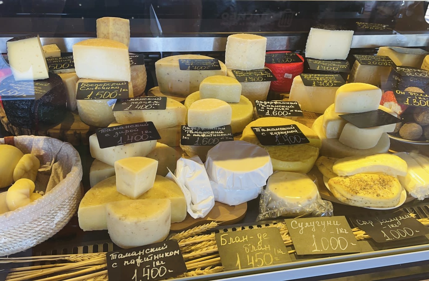 Тамань: вино, сыр и лотосы  винный тур на Таманский полуостров (36/62)