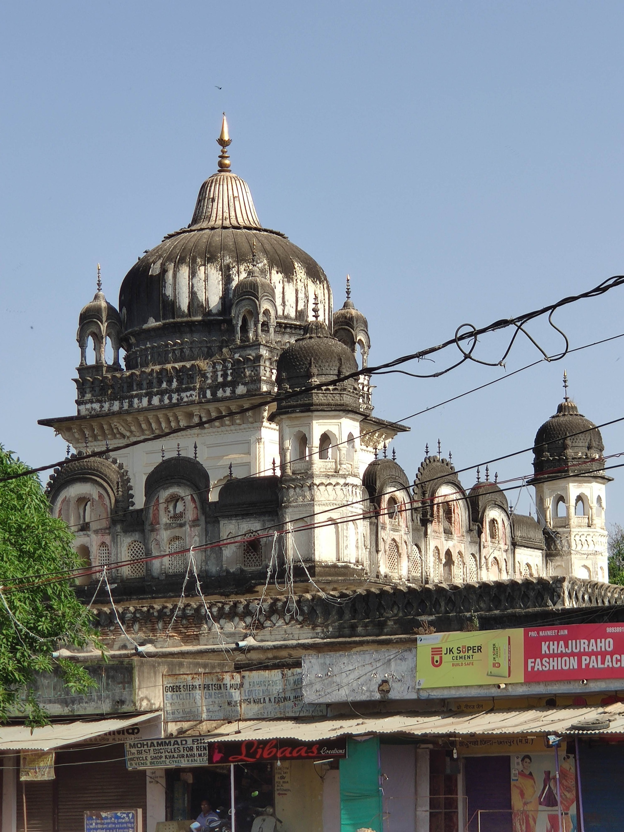 Храмы Камасутры, Затерянный город Орчха, и Золотой Треугольник Индии (27/41)
