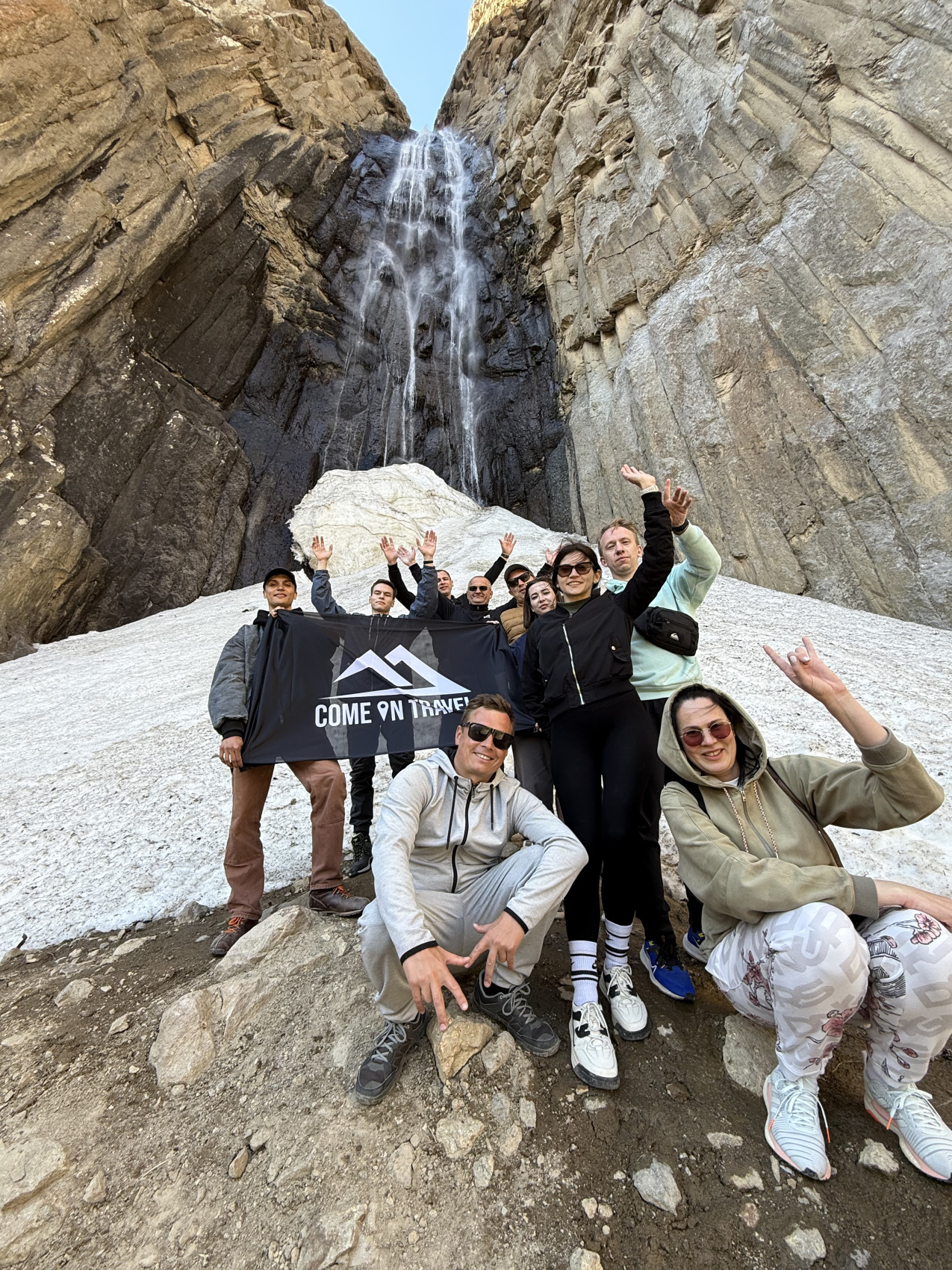 Чегемское ущелье. Парапланы (9/16)