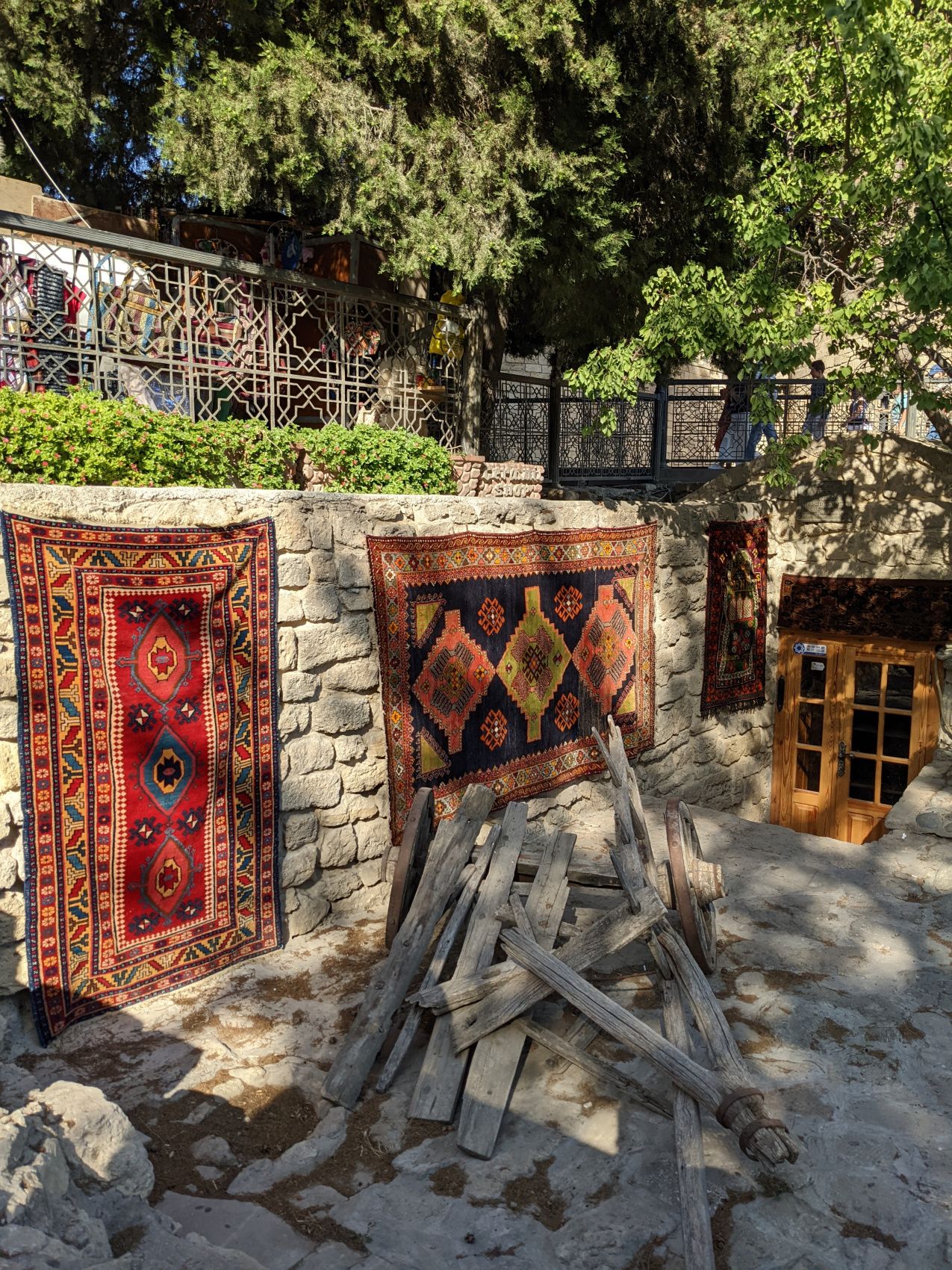 Азербайджан и Грузия за 8 дней. Две страны - два мира (8/131)