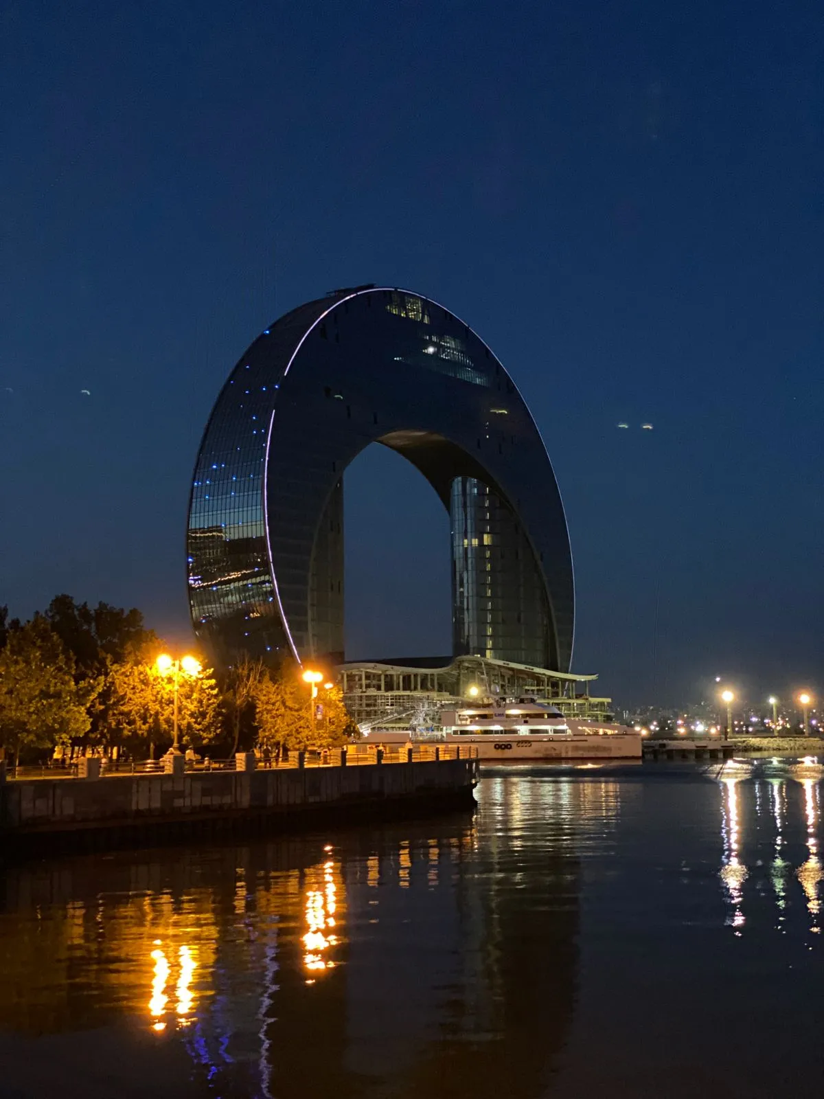 Азербайджан и Грузия за 8 дней. Две страны - два мира (18/131)