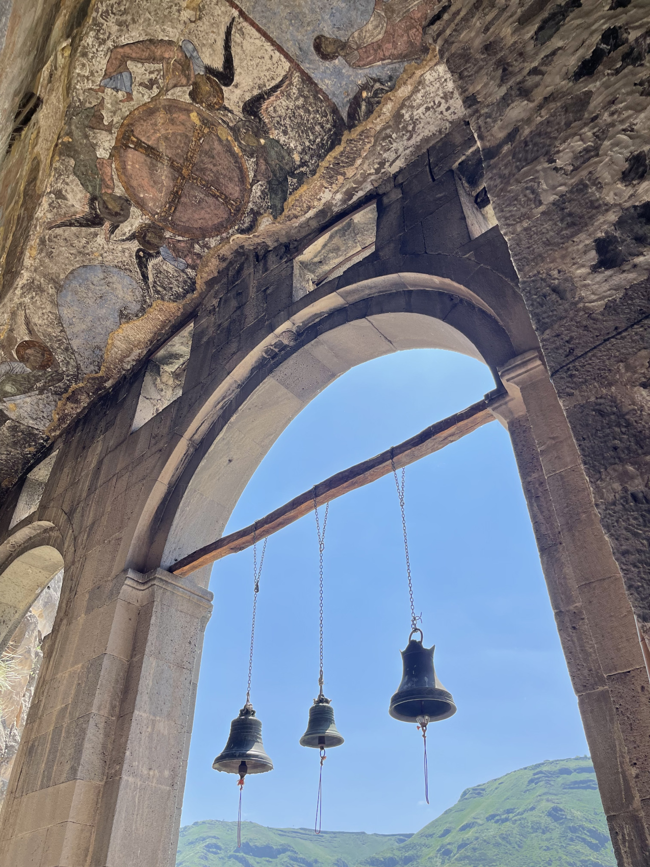 Знакомство с Грузией: Полное Погружение! Горы, еда, вино, храмы (7/47)