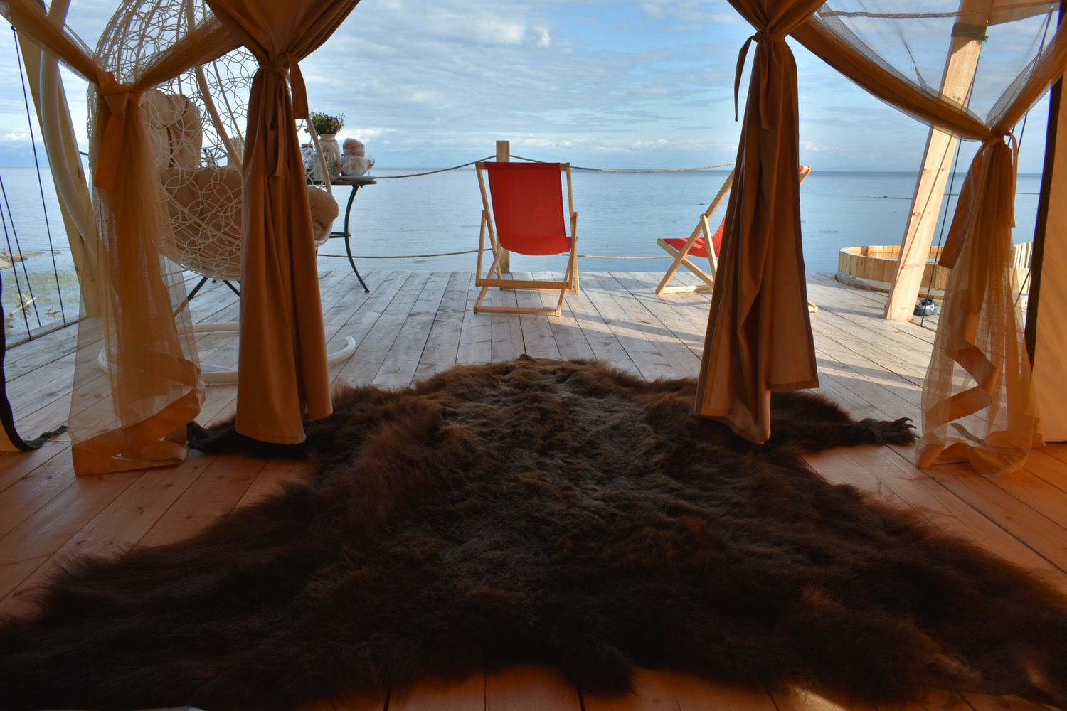 Северный Байкал. Яхты. Глэмпинг. Чивыркуй. (16/75)