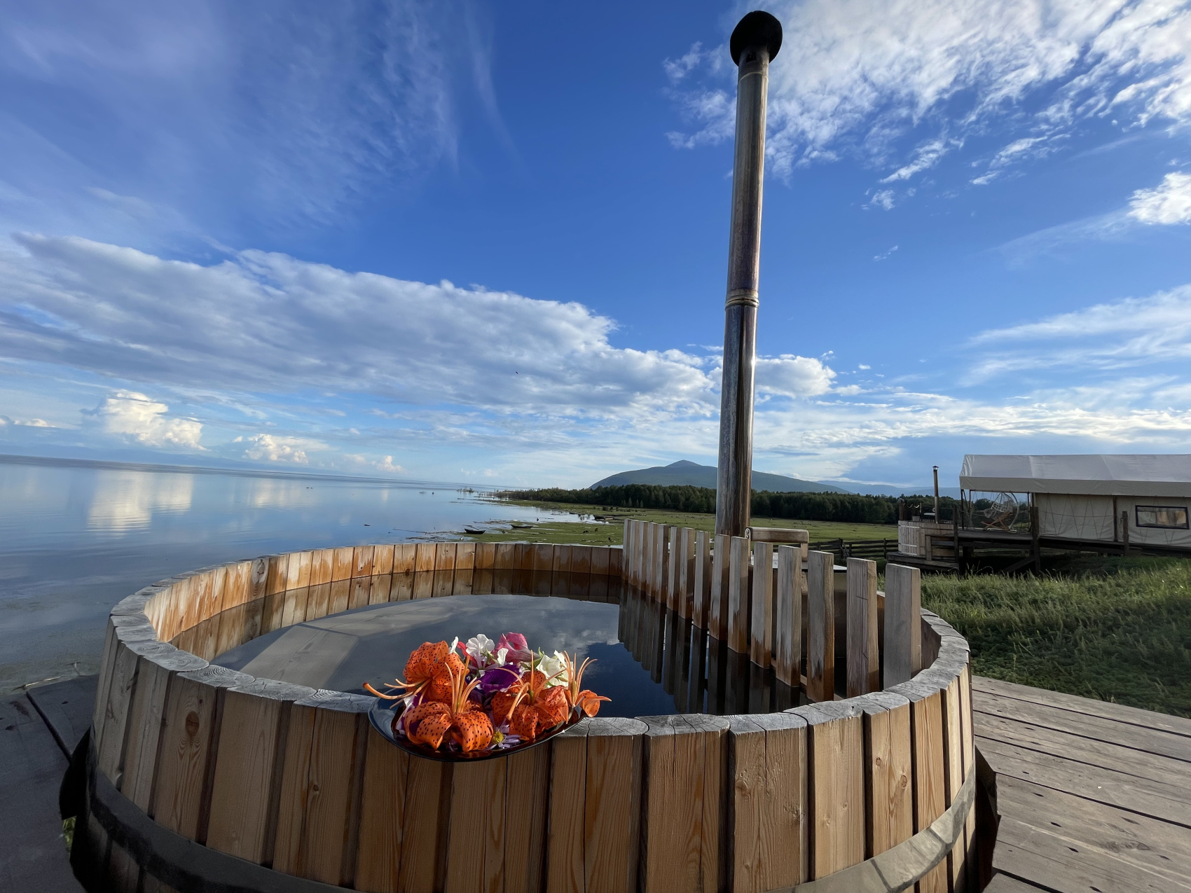 Северный Байкал. Яхты. Глэмпинг. Чивыркуй. (7/75)