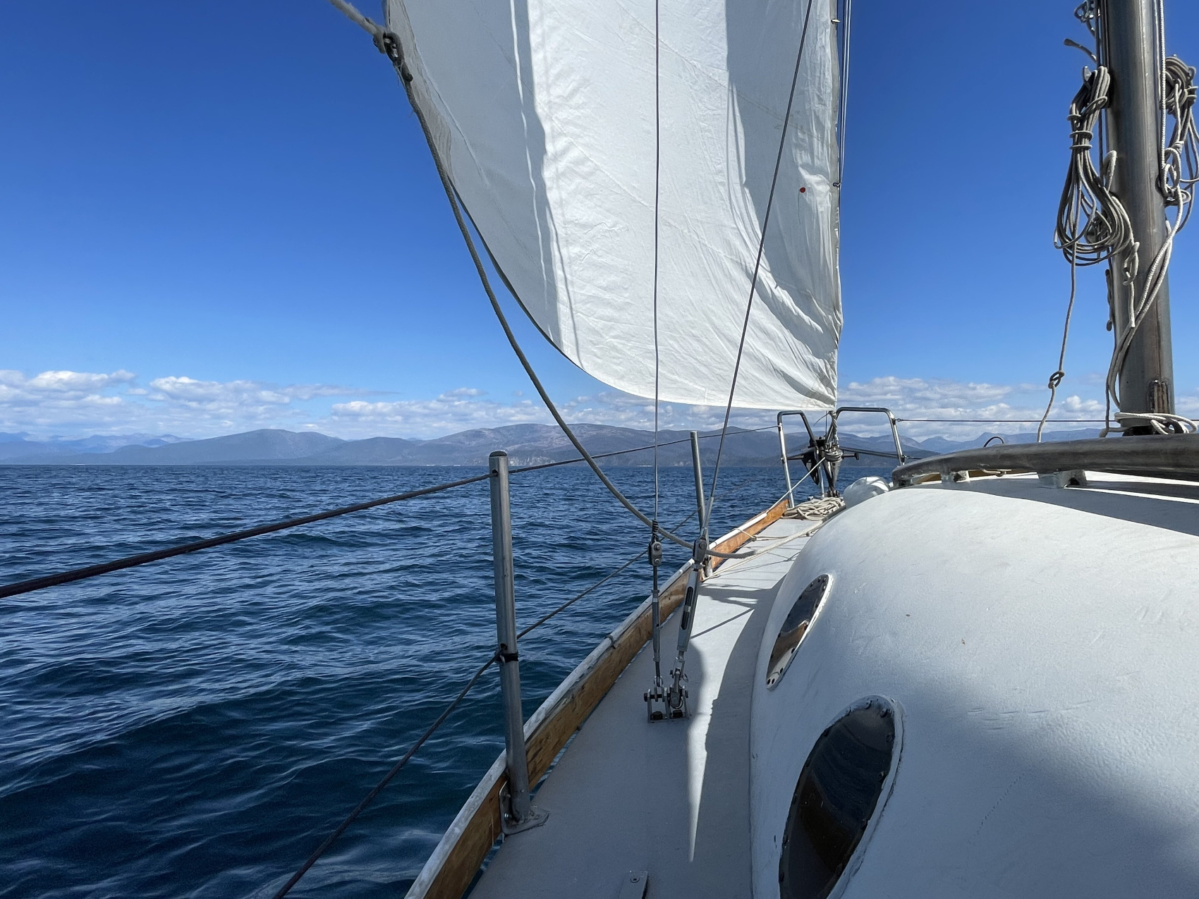 Северный Байкал. Яхты. Глэмпинг. Чивыркуй. (23/75)