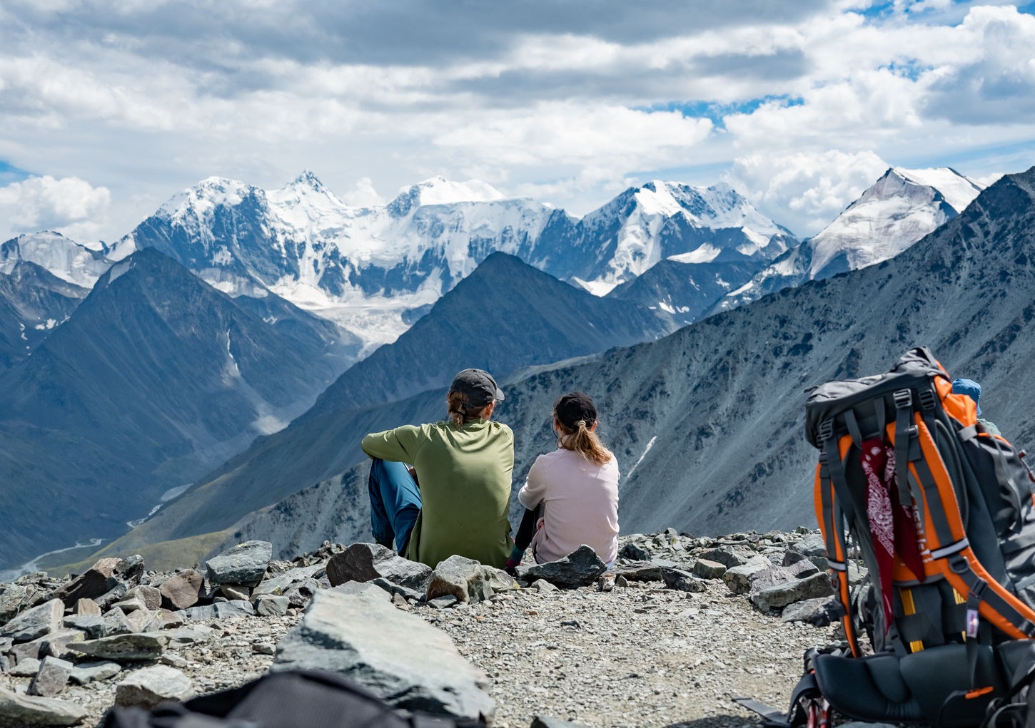 Пеший поход к Белухе с вьючными лошадьми (2/50)