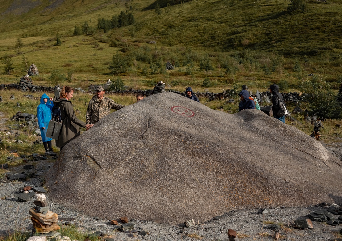 Пеший поход к Белухе с вьючными лошадьми (19/50)