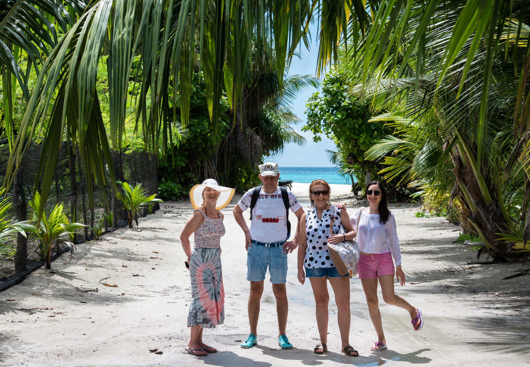 Тропическая дача: райский дайвинг, акулы и релакс (36/133)