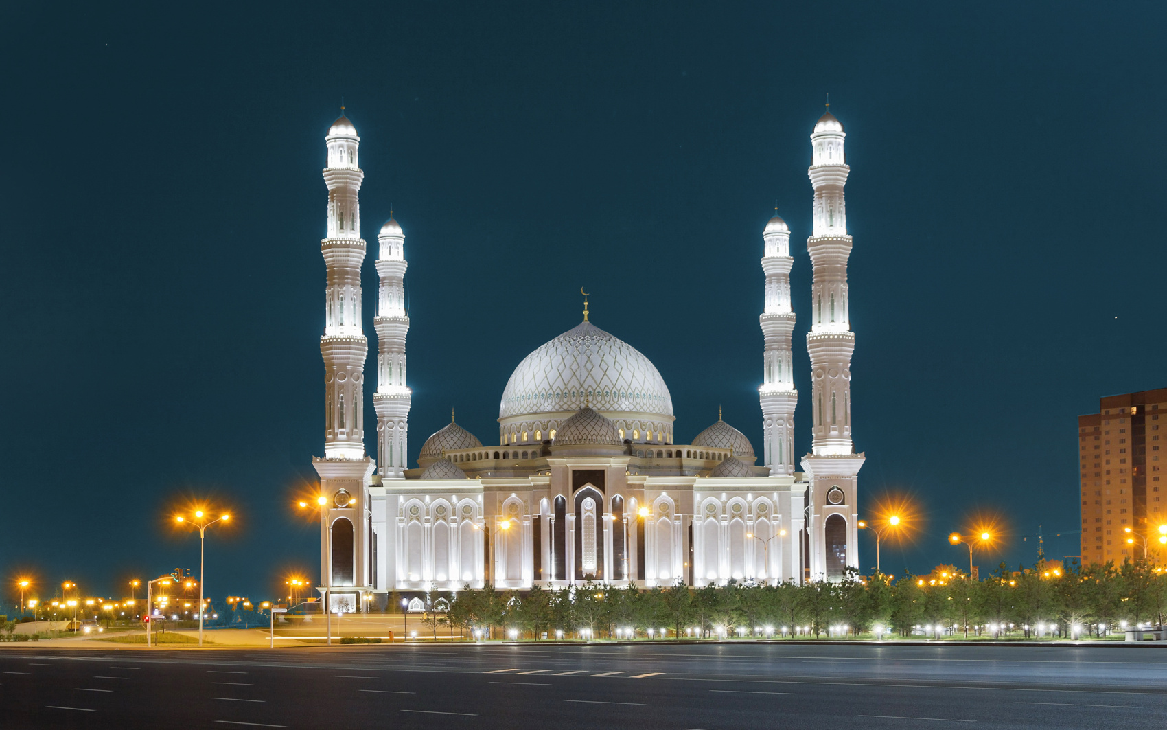 Путешествие сквозь время: Казахстан и Узбекистан с 2 внутр. перелетами! (4/66)