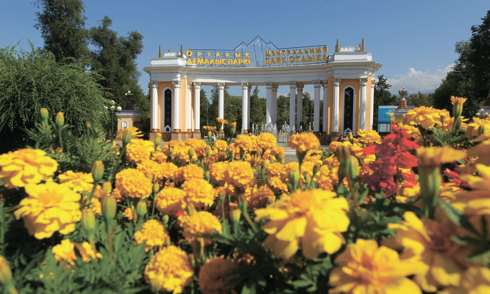 Путешествие сквозь время: Казахстан и Узбекистан с 2 внутр. перелетами! (11/66)