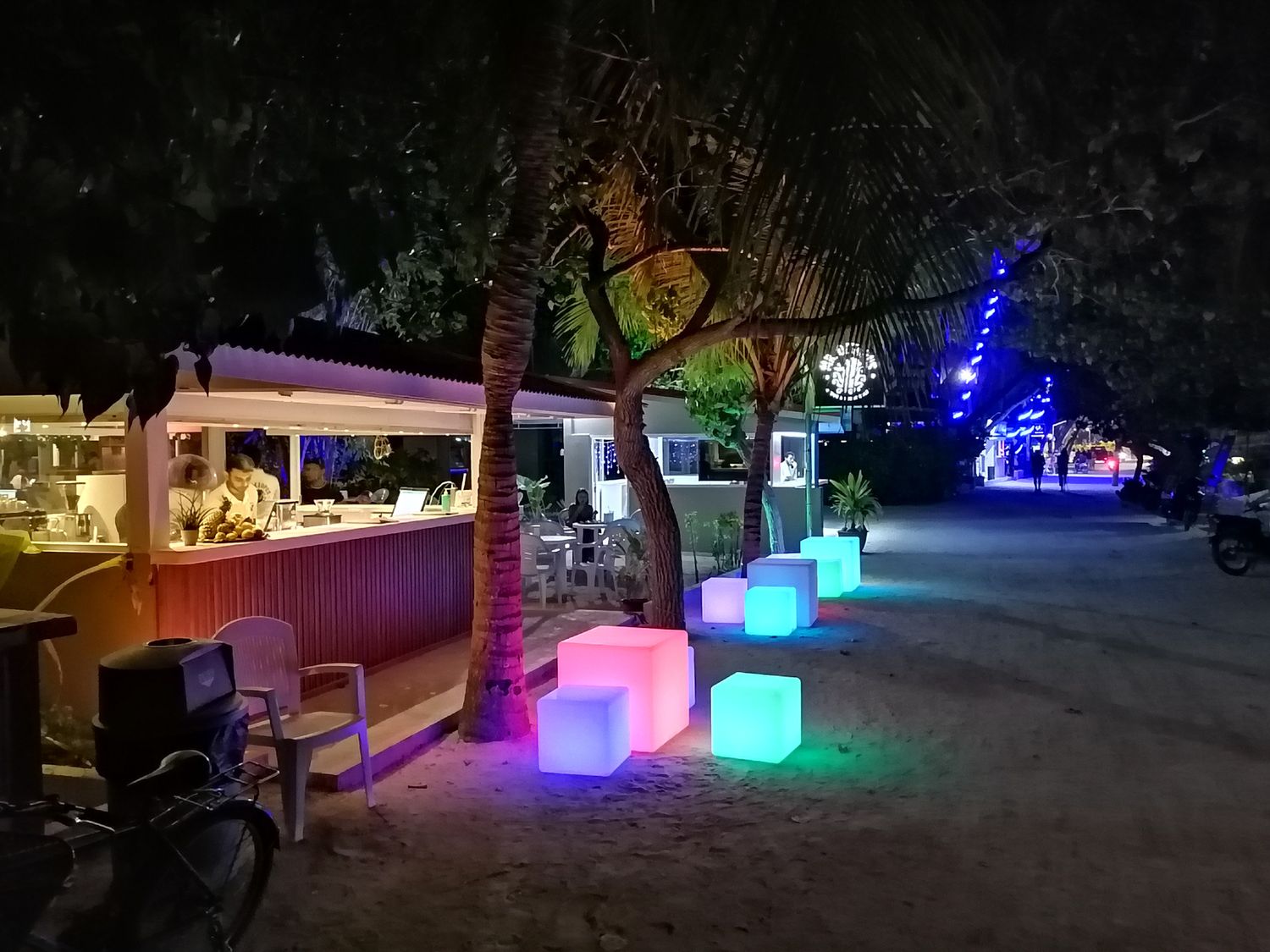 Активные Мальдивы. 8 дней. (12/80)