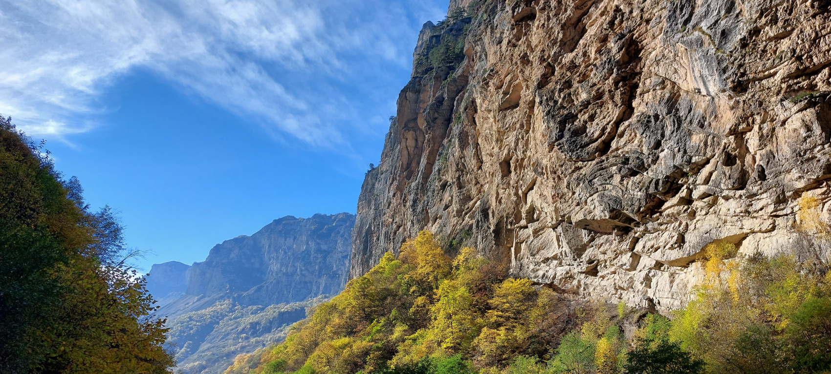 Треккинг в Чегемском ущелье. Приэльбрусье (5/78)