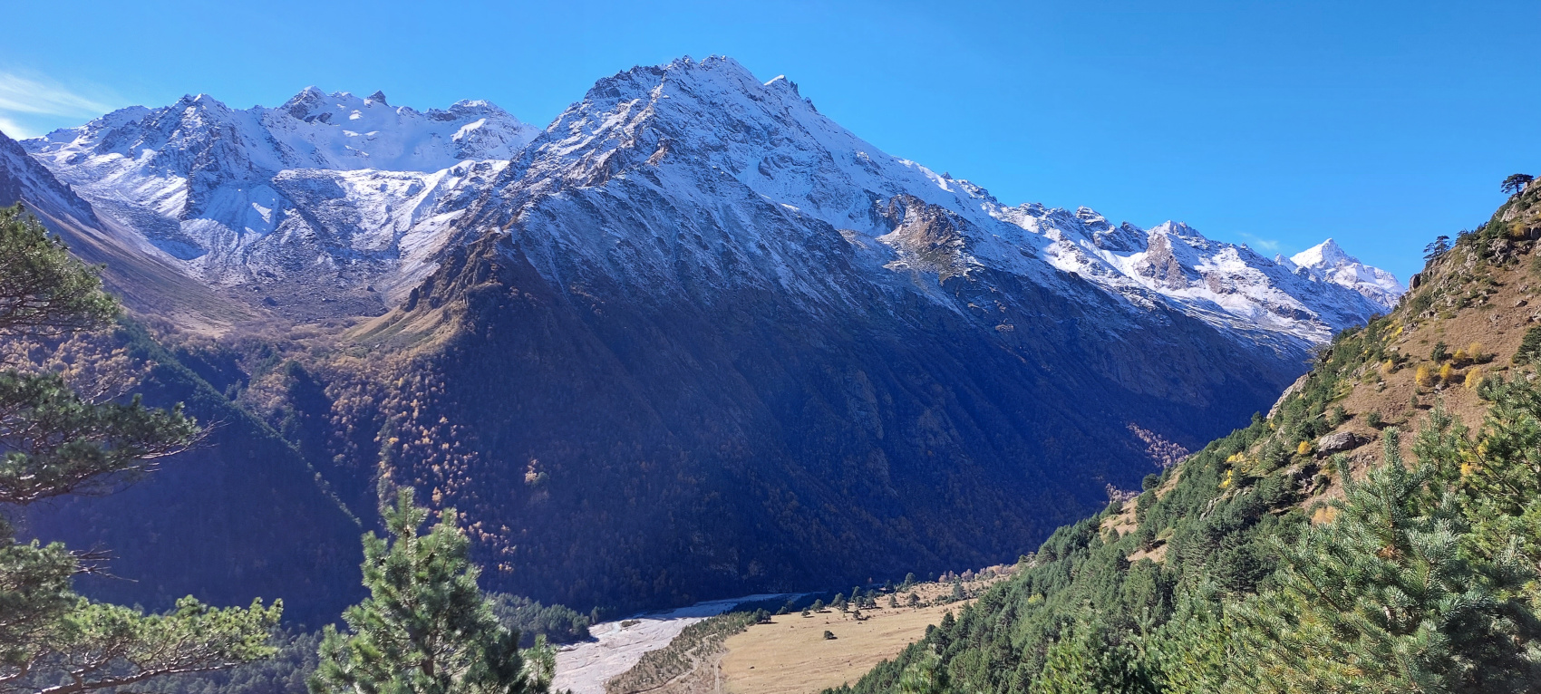 Треккинг в Чегемском ущелье. Приэльбрусье (18/78)