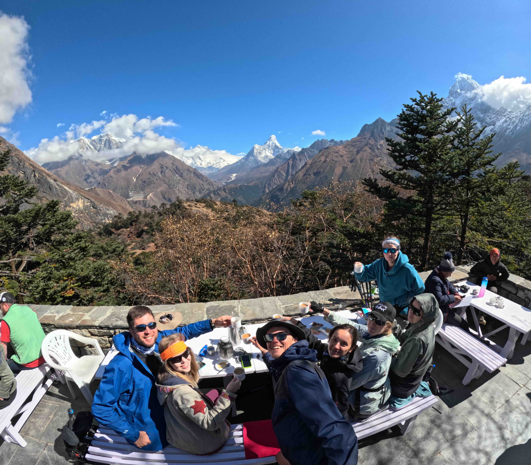 Гокьё трек + Мера пик. Перелеты на самолёте и ветролёте включены (10/74)