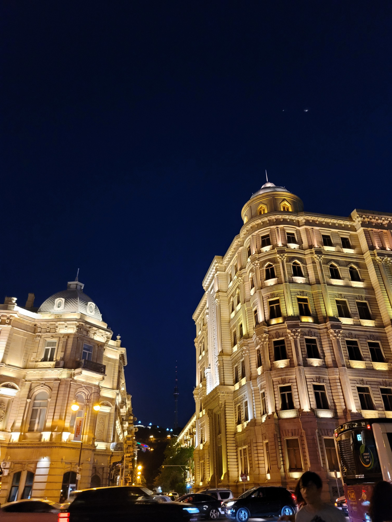 Салам, Баку! (7/81)