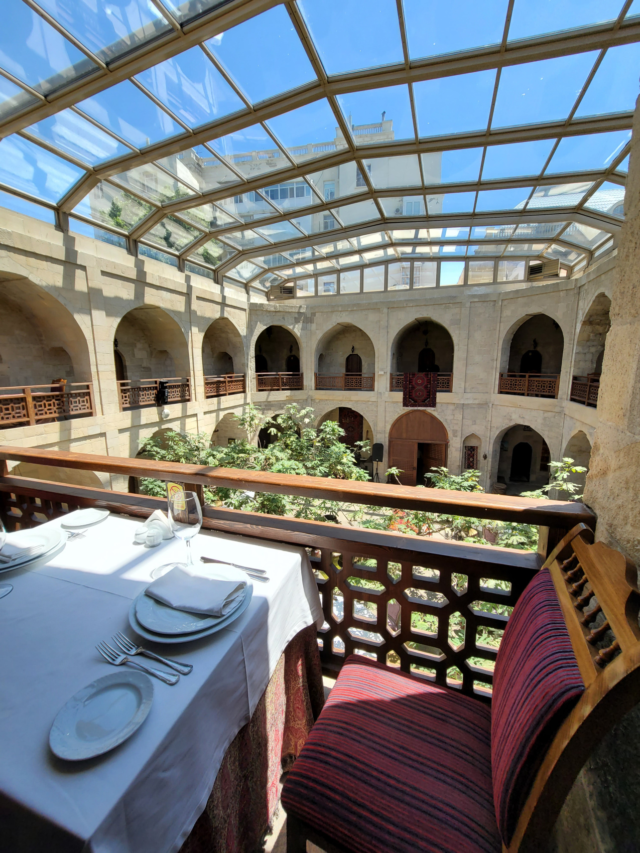 Салам, Баку! (18/81)