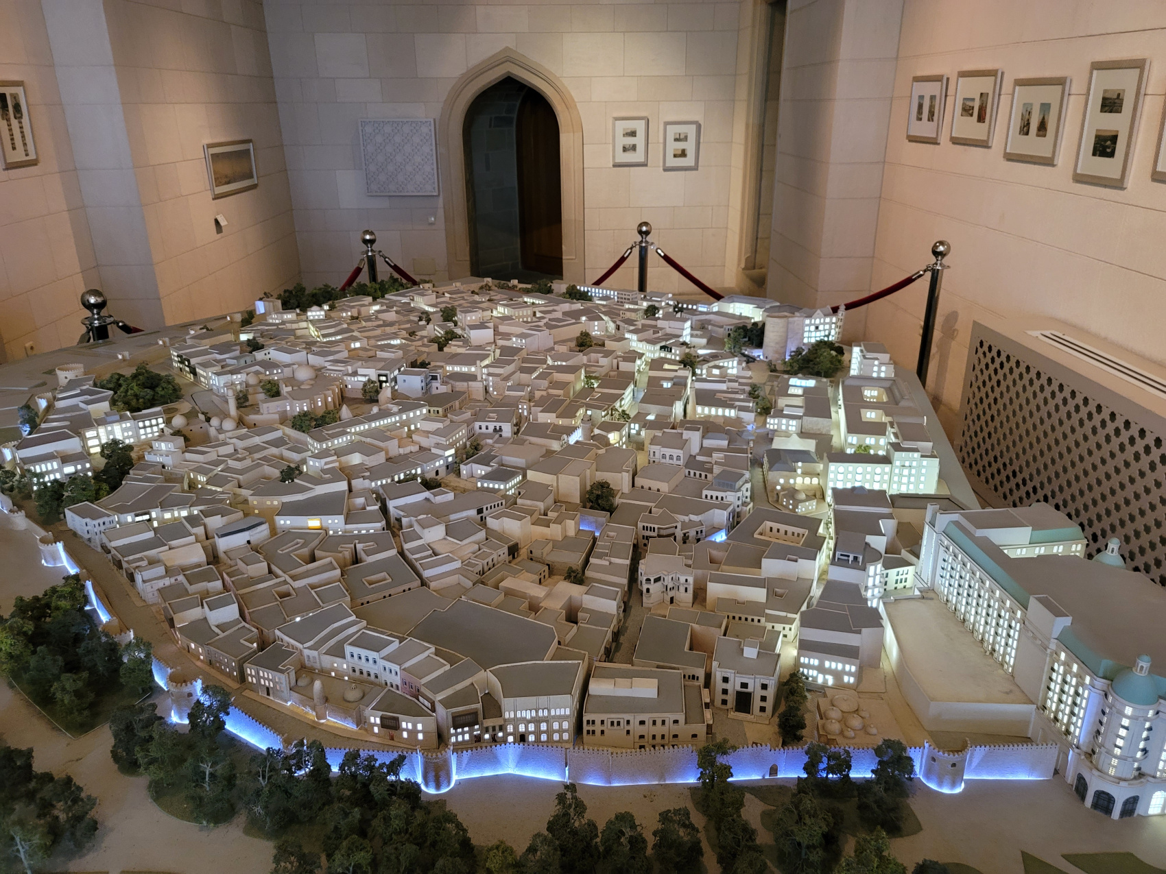 Салам, Баку! (14/81)