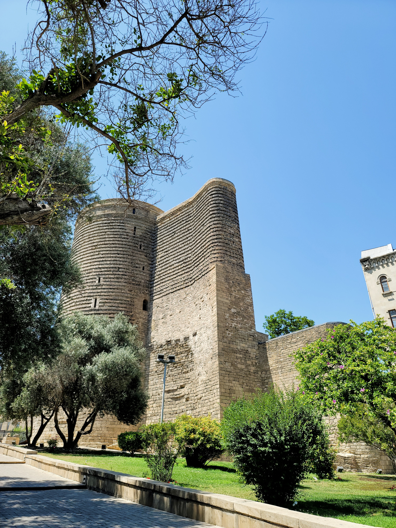 Салам, Баку! (20/81)