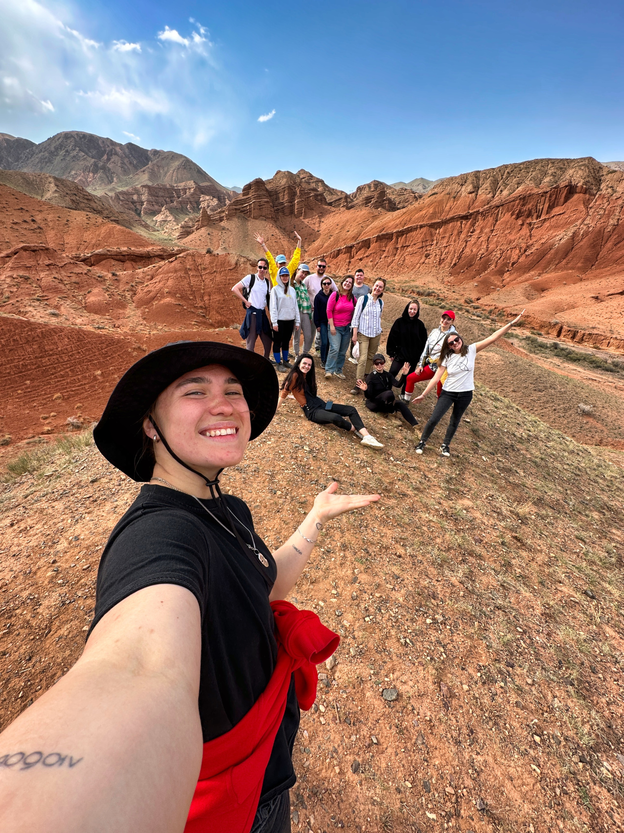 Киргизия на «All Inclusive»: небесные горы и озеро Иссык-Куль  (24/117)