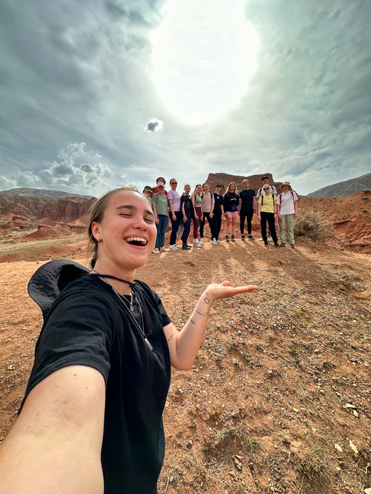 Киргизия на «All Inclusive»: небесные горы и озеро Иссык-Куль  (5/117)