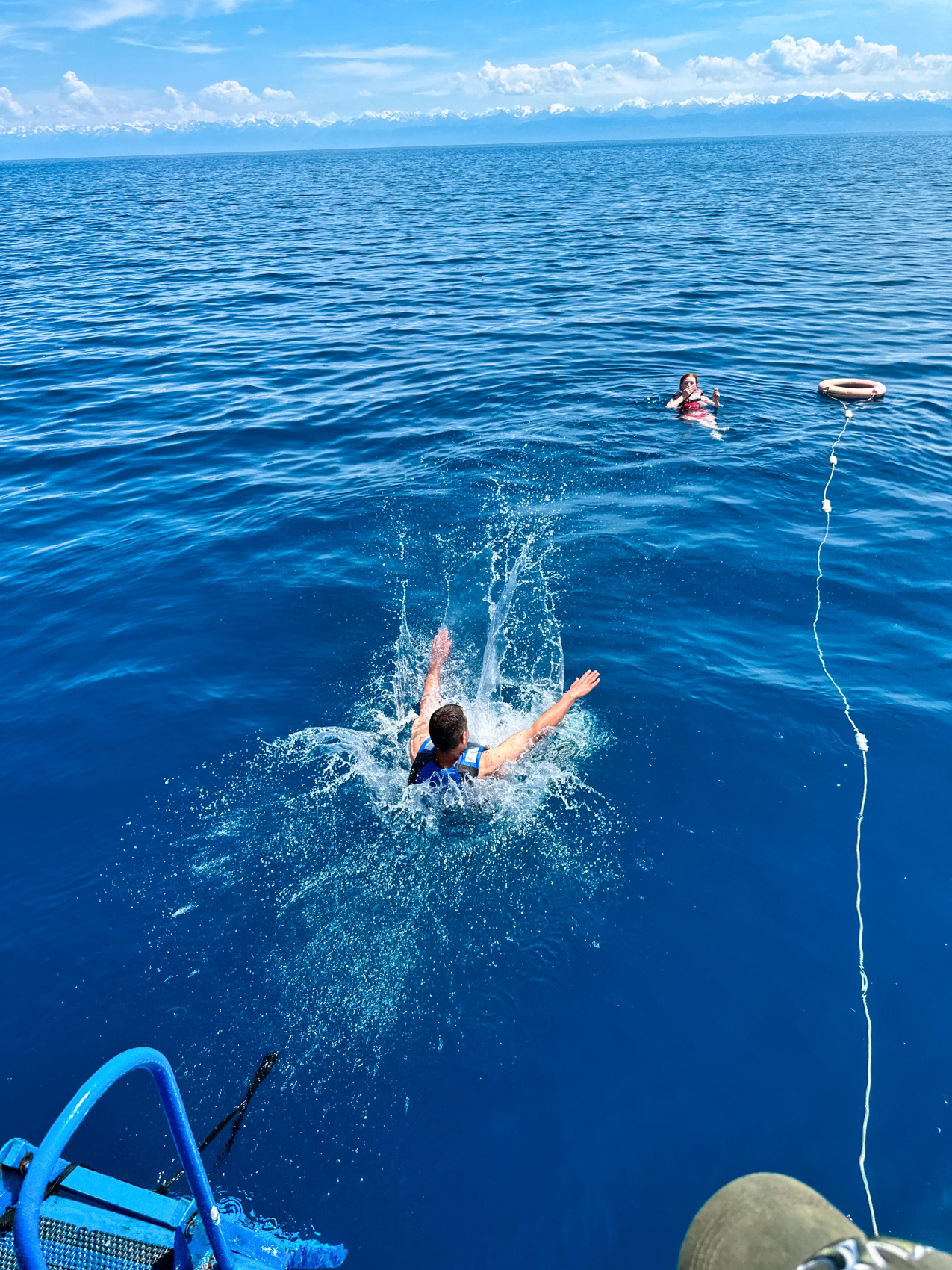 Киргизия на «All Inclusive»: небесные горы и озеро Иссык-Куль  (19/117)