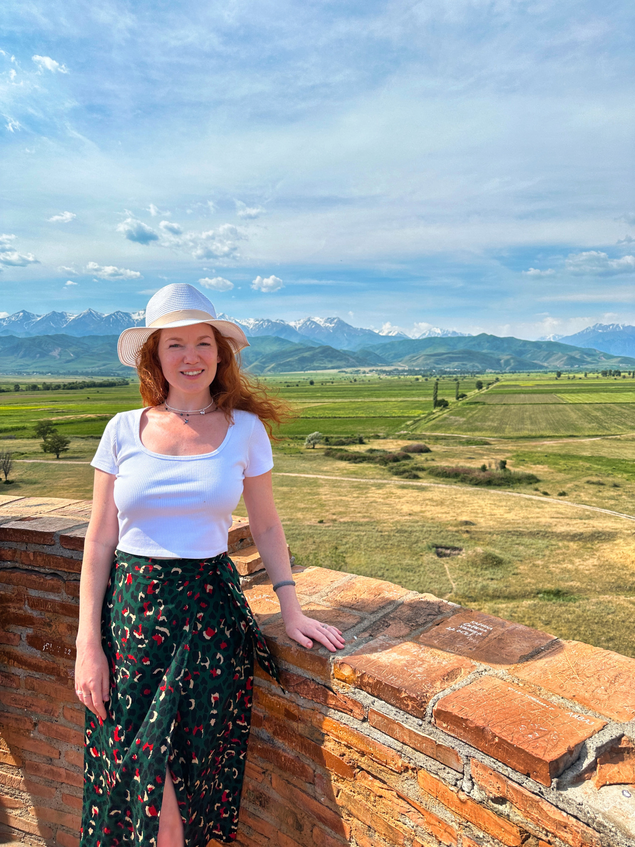 Киргизия на «All Inclusive»: небесные горы и озеро Иссык-Куль  (17/117)