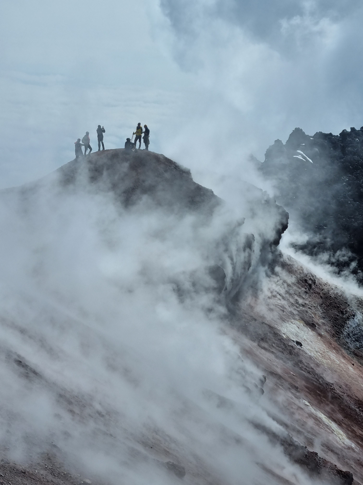  Авачинский перевал с ночевкой: гора Верблюд и восхождение на вулкан (по запросу, для готовых групп)  (4/21)