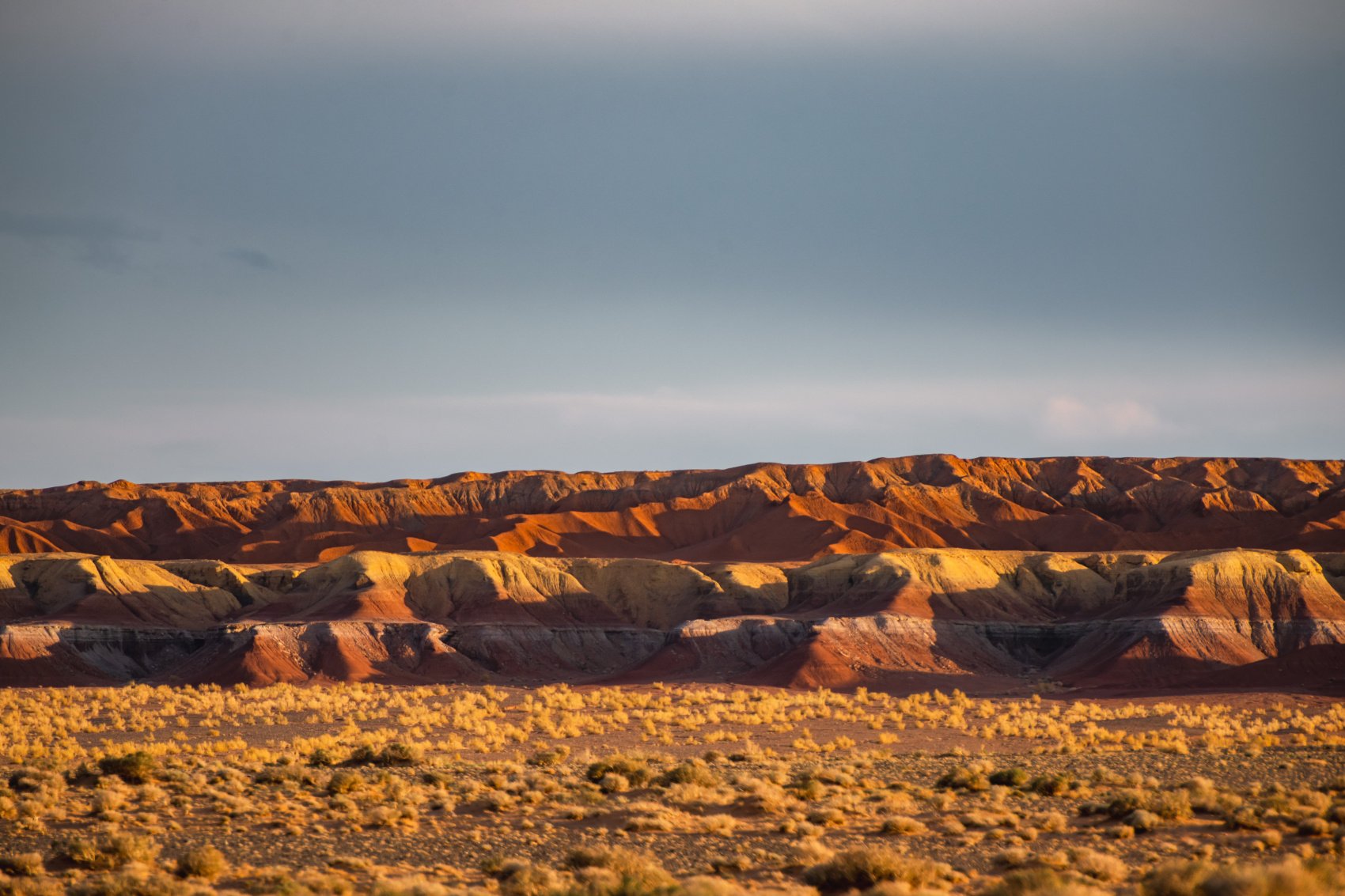 Большая Монголия. Горы, озера и пески (33/116)
