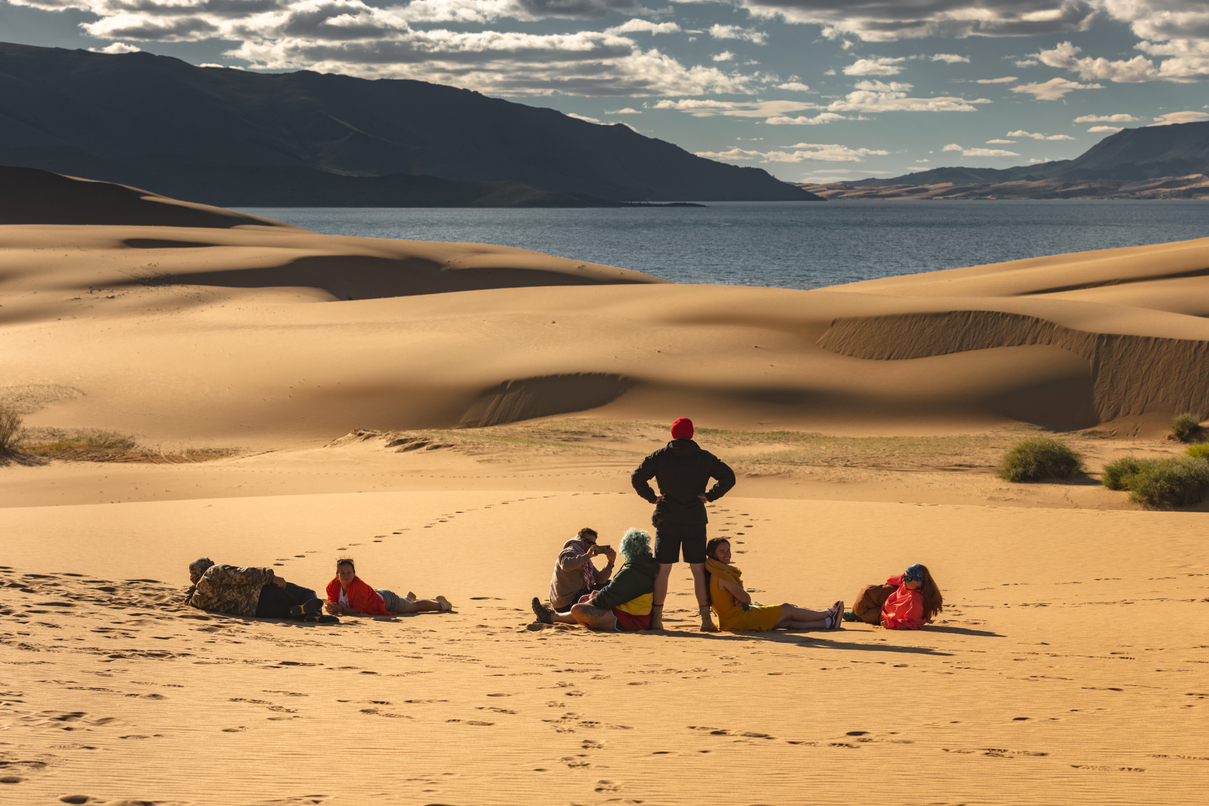 Большая Монголия. Горы, озера и пески (17/116)