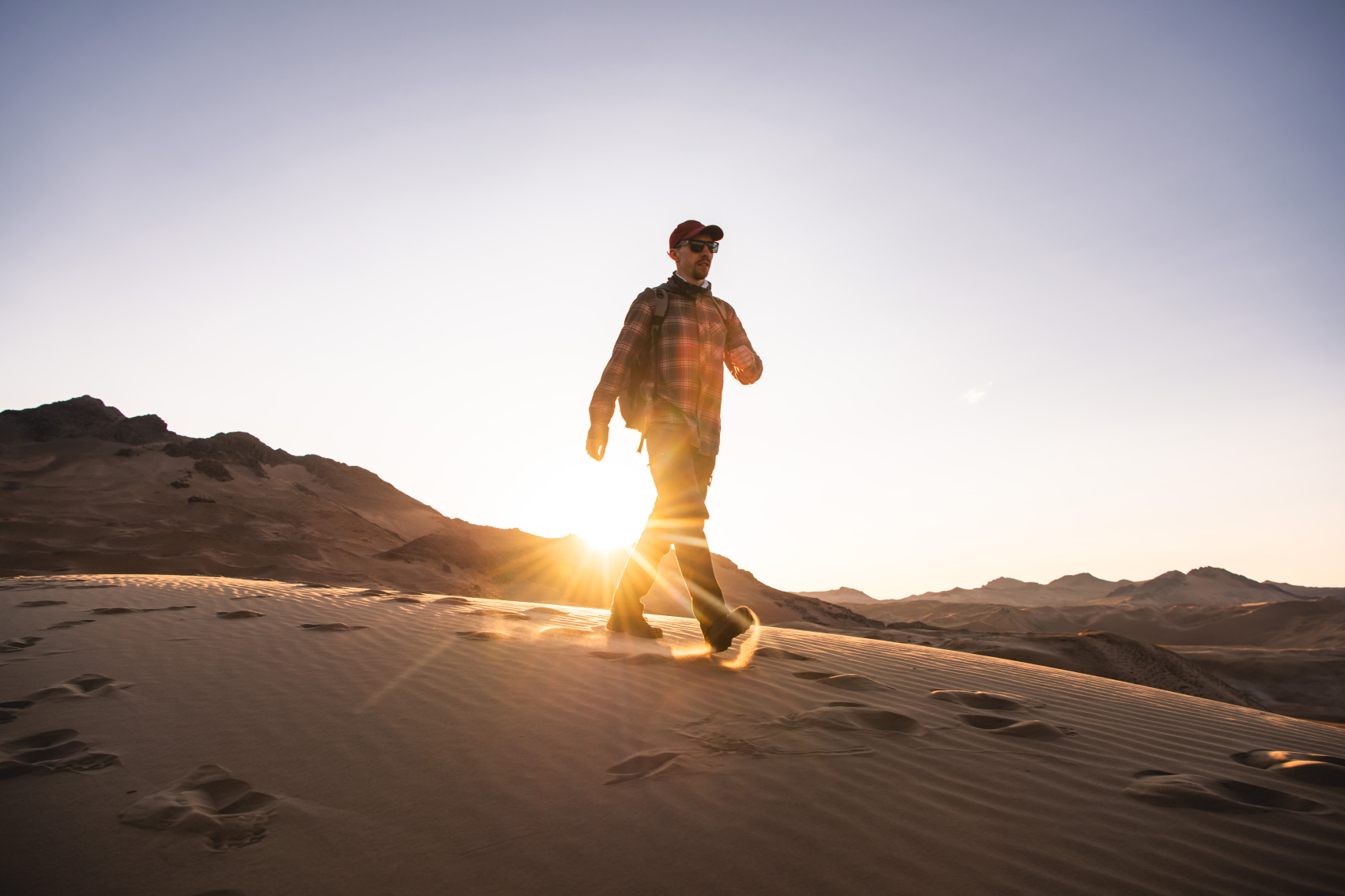 Большая Монголия. Горы, озера и пески (27/116)