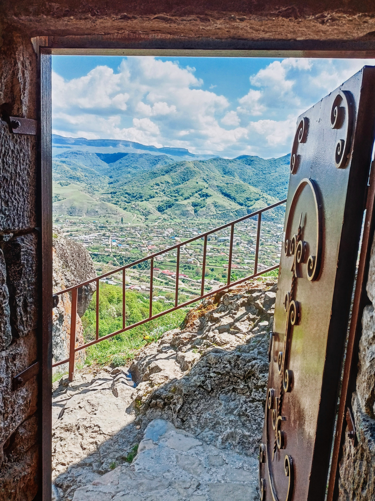 Влюбиться в Кавказ за 5 дней (3/48)