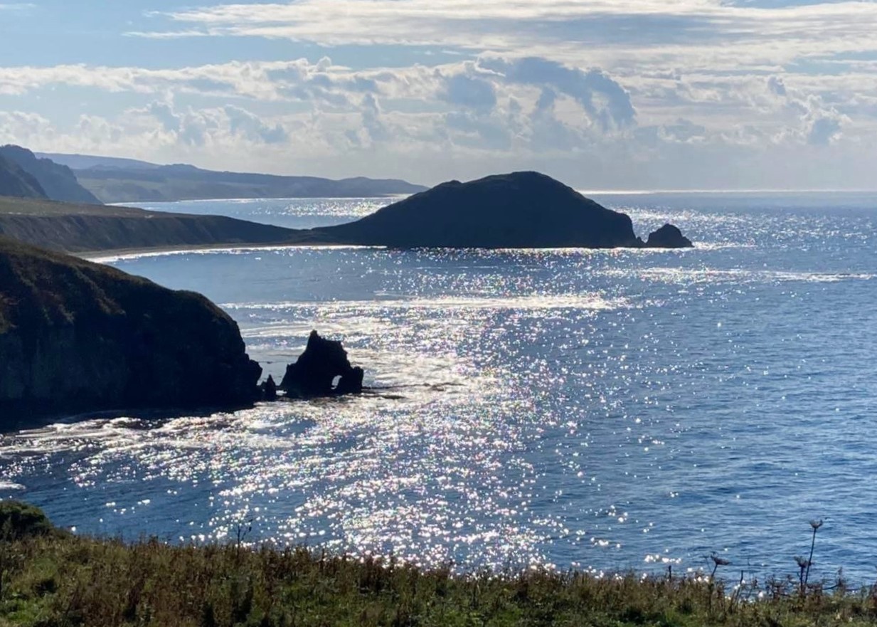  Мыс Крильон c ночевкой в палатке (индивидуально или для готовых групп)  (1/7)