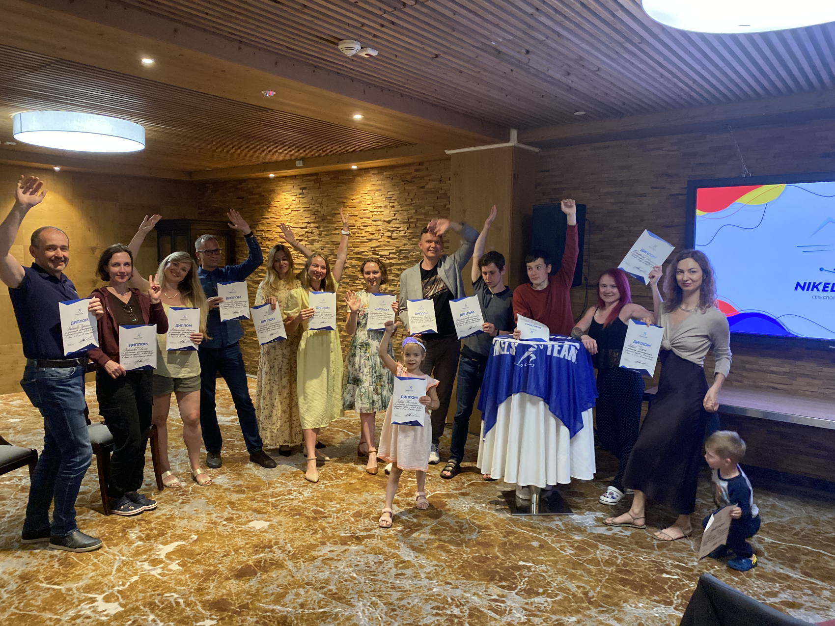 Трекинг тур и тур на лыжероллерах в Сочи, премиум отель Поляна 1389 (11/27)