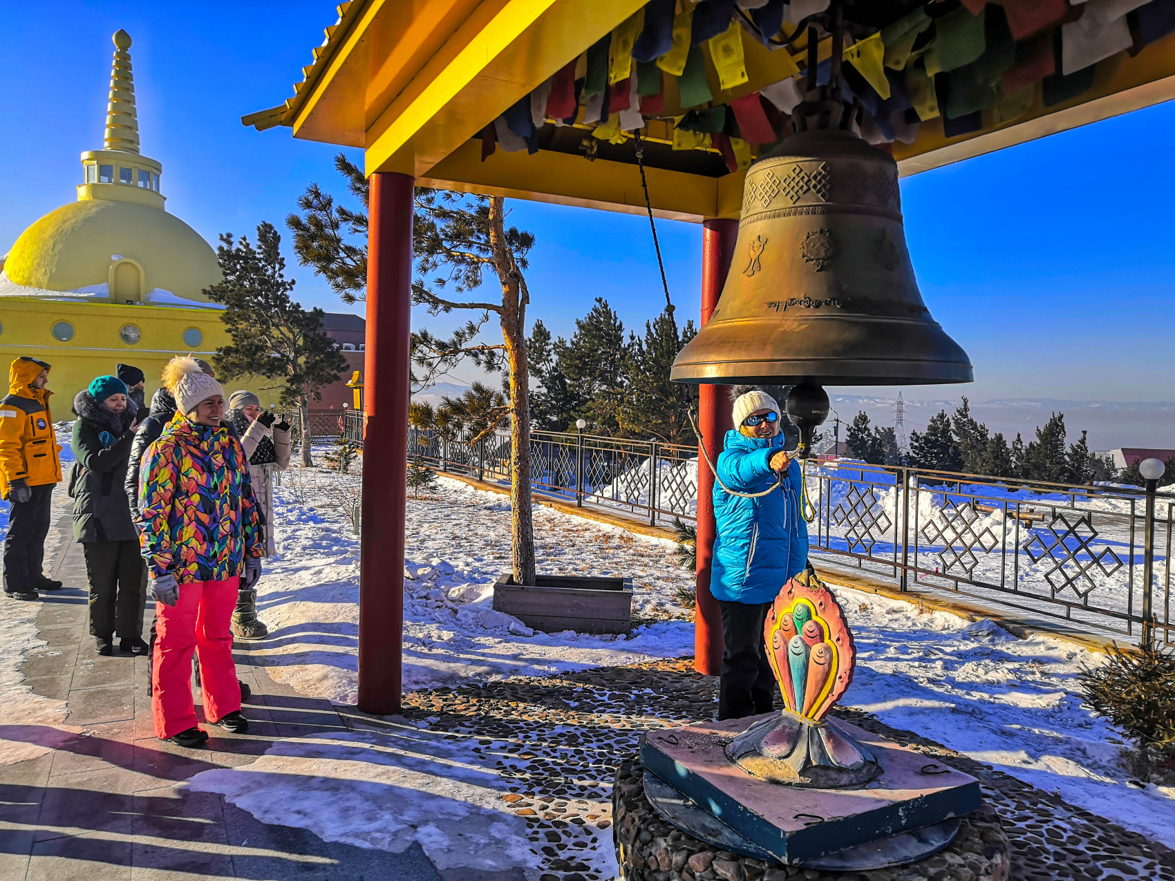 Новый год на берегу Байкала в Бурятии Комфортное путешествие среди Гор Тайги в Сибири (16/50)