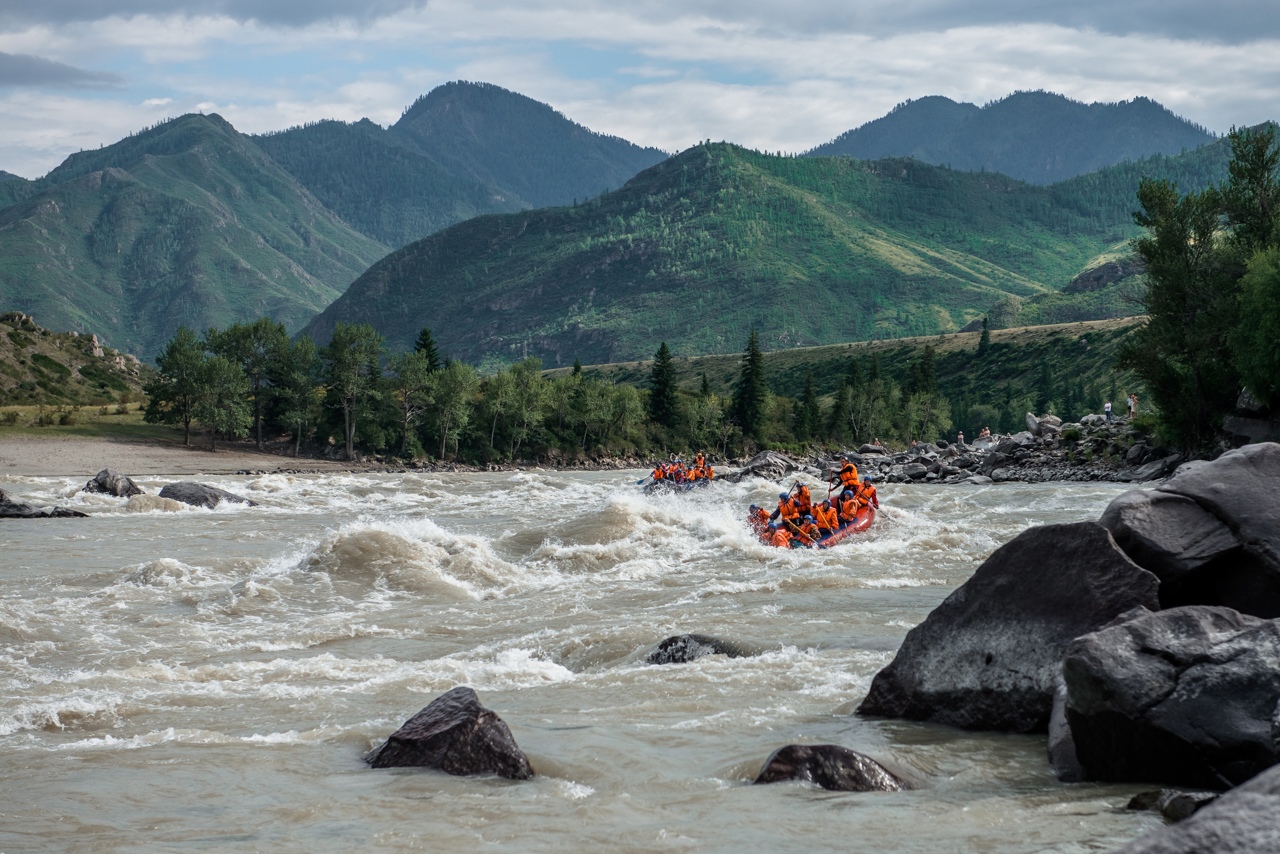 Пеший тур к Шавлинским озерам и средняя Катунь (4/18)