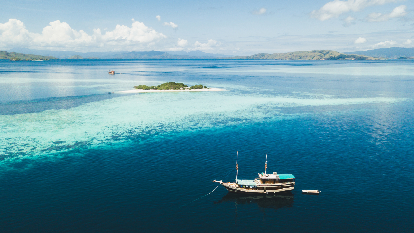 РОМАНТИЧЕСКОЕ ПУТЕШЕСТВИЕ. БАЛИ И КРУИЗ НА КОМОДО (2/52)