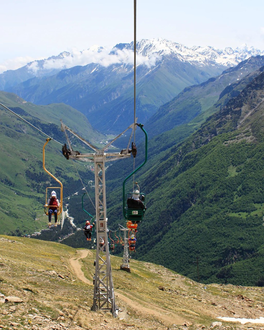 Комфортное Приэльбрусье с севера и юга (32/139)