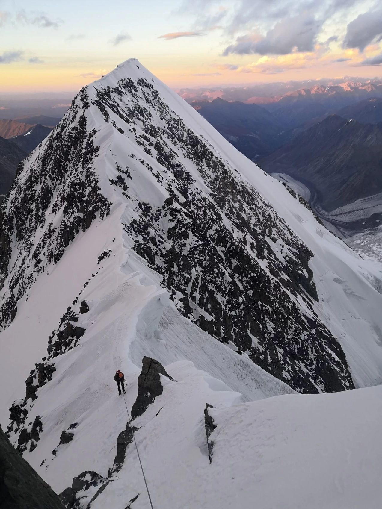 Восхождение на Белуху по гребню Делоне (3/14)