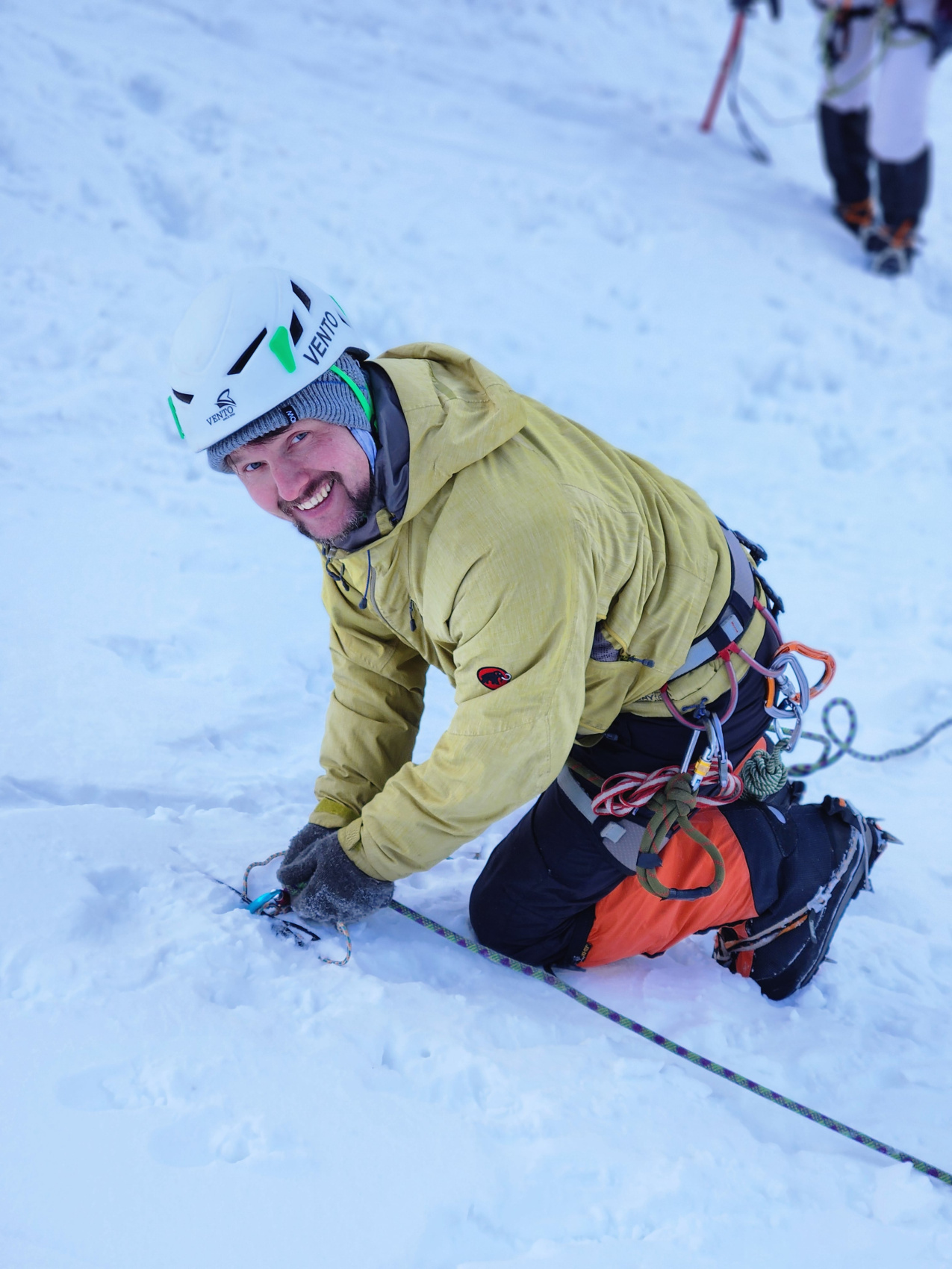 Новый год в горах Алтая: основы альпинизма в ущелье Актру (10/64)