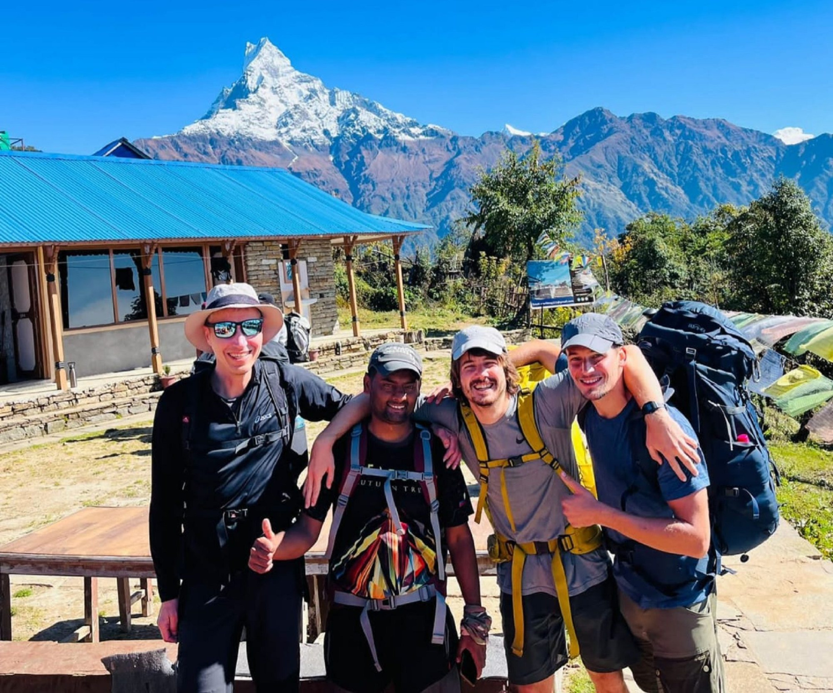 Треккинг в базовом лагере Марди Химал  (11/40)