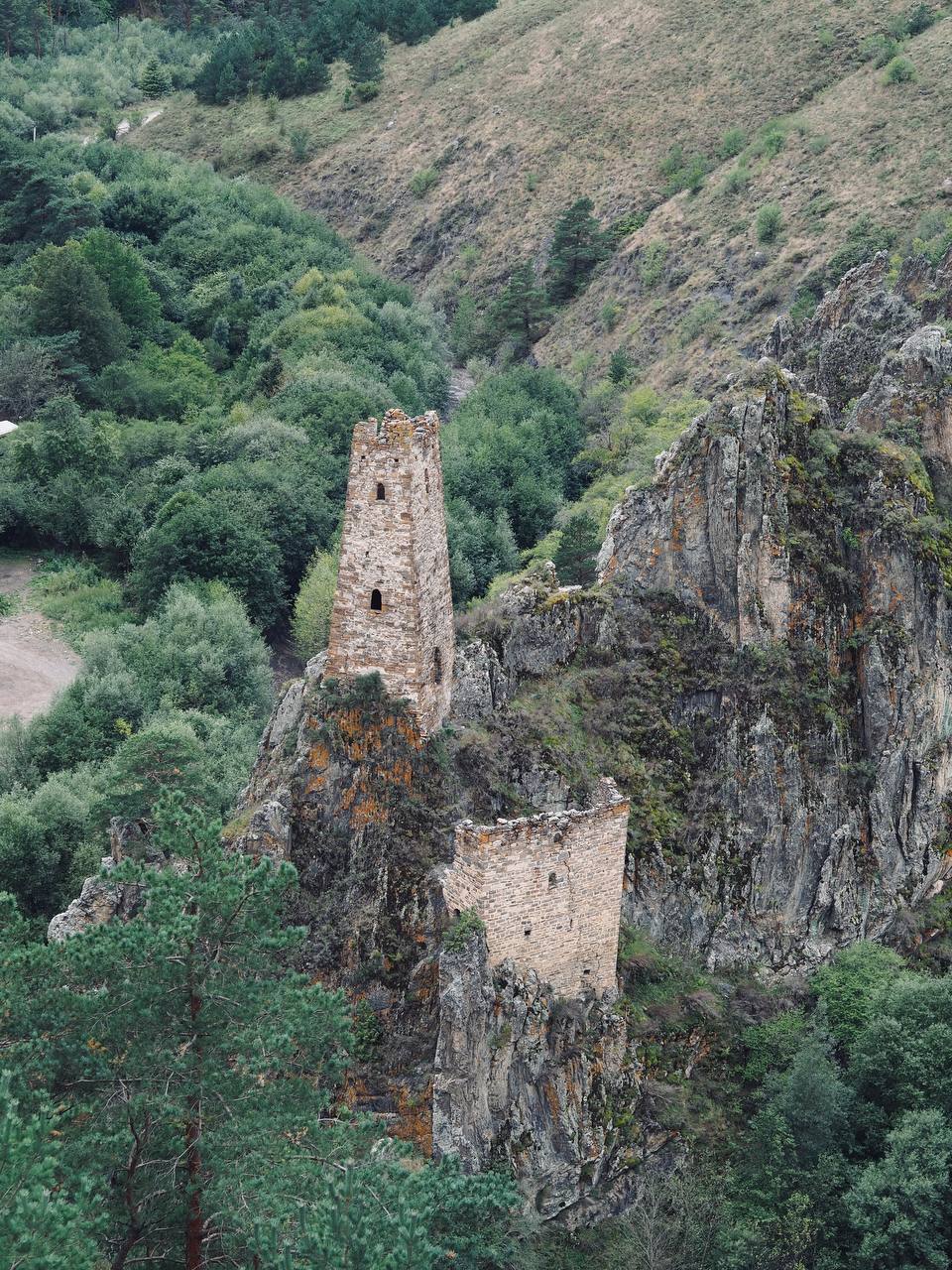 Чечня, Осетия и Ингушетия за 5 дней: город мертвых, башни, пироги и горы (7/24)