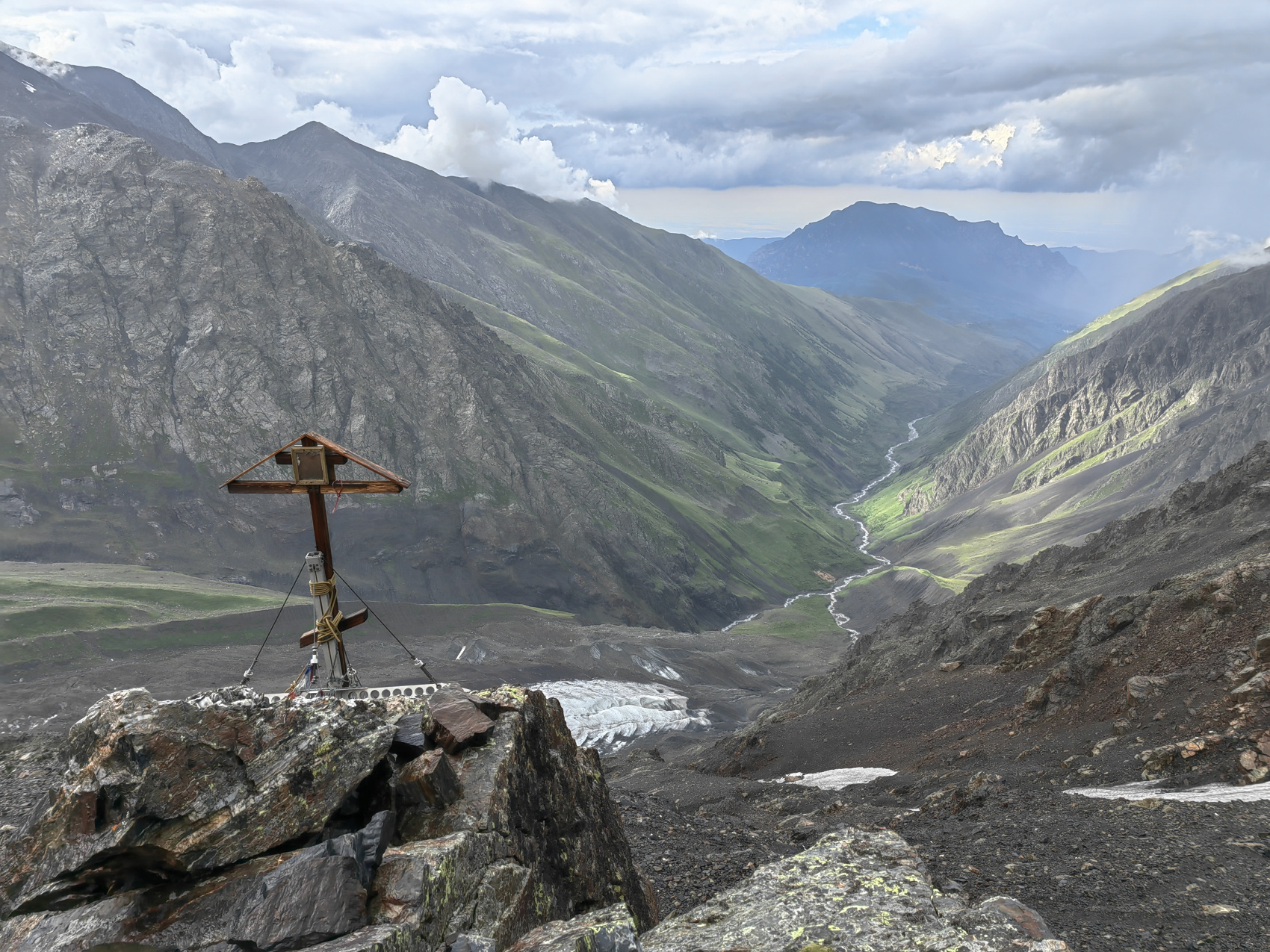 Восхождение на Казбек с севера: полностью автономный маршрут (12/43)