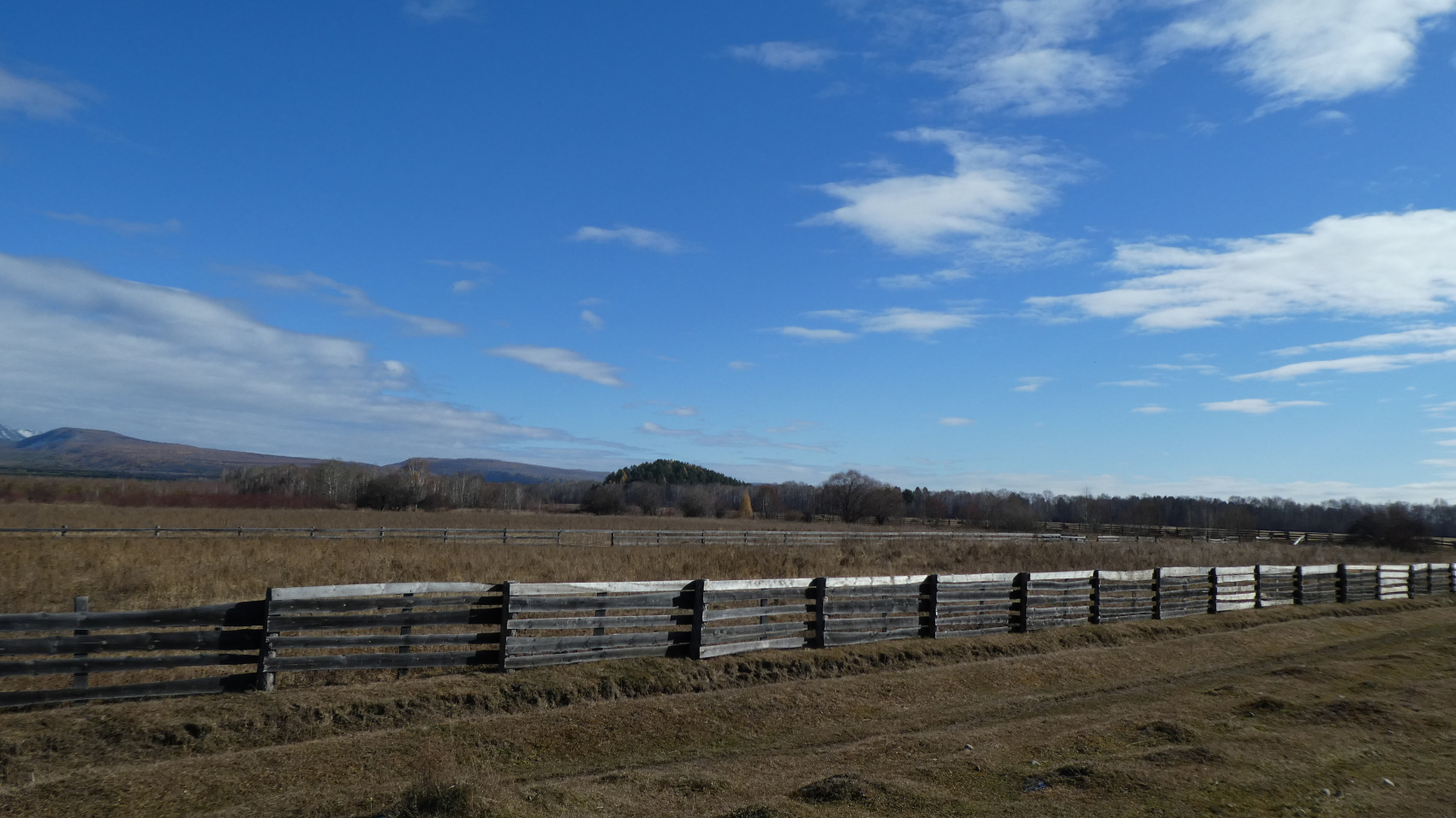Горный лагерь в Восточных Саянах + Байкал.   (28/49)