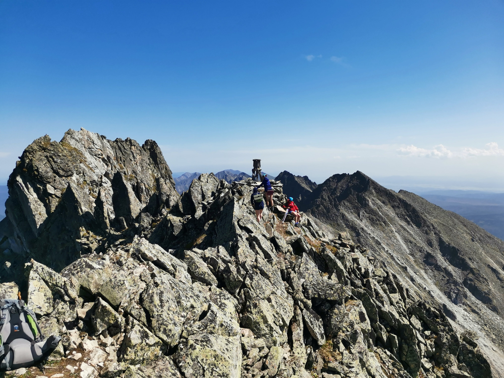 Горный лагерь в Восточных Саянах + Байкал.   (26/49)