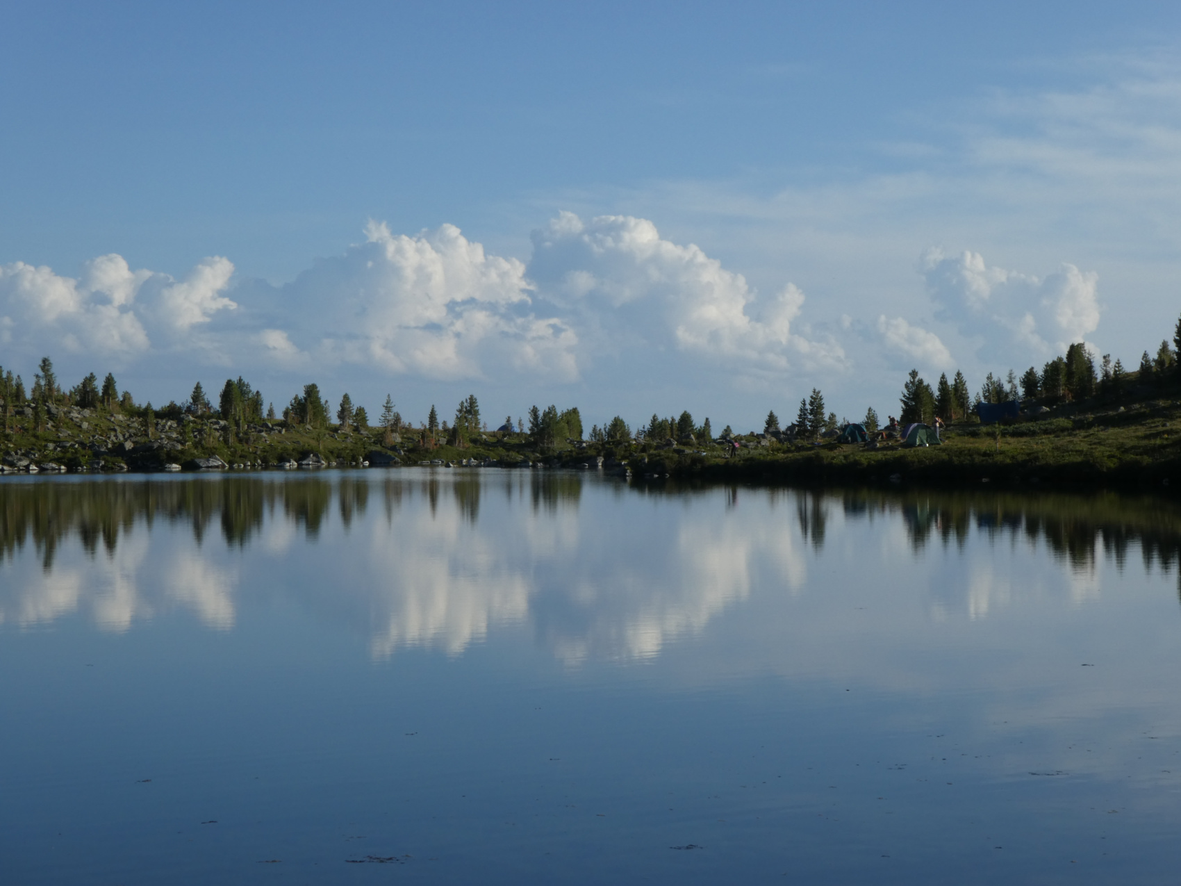 Горный лагерь в Восточных Саянах + Байкал.   (4/49)